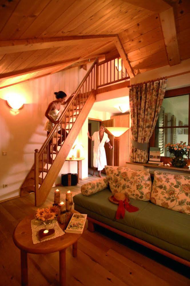 Taubers Bio Vitalhotel Киенес Екстериор снимка