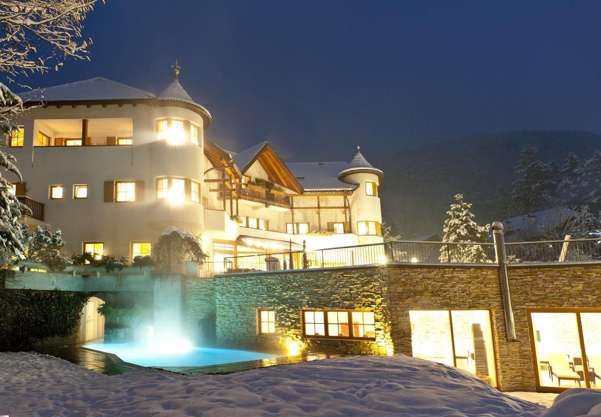 Taubers Bio Vitalhotel Киенес Екстериор снимка